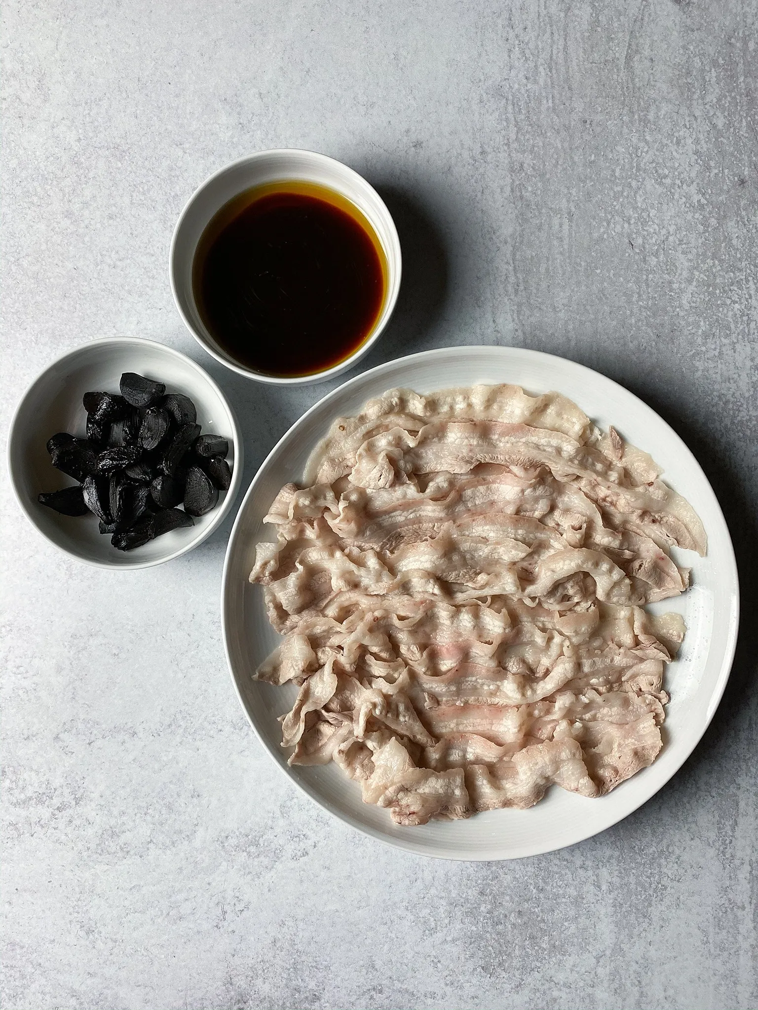 Poached Pork with Garlic Sauce 蒜泥白肉