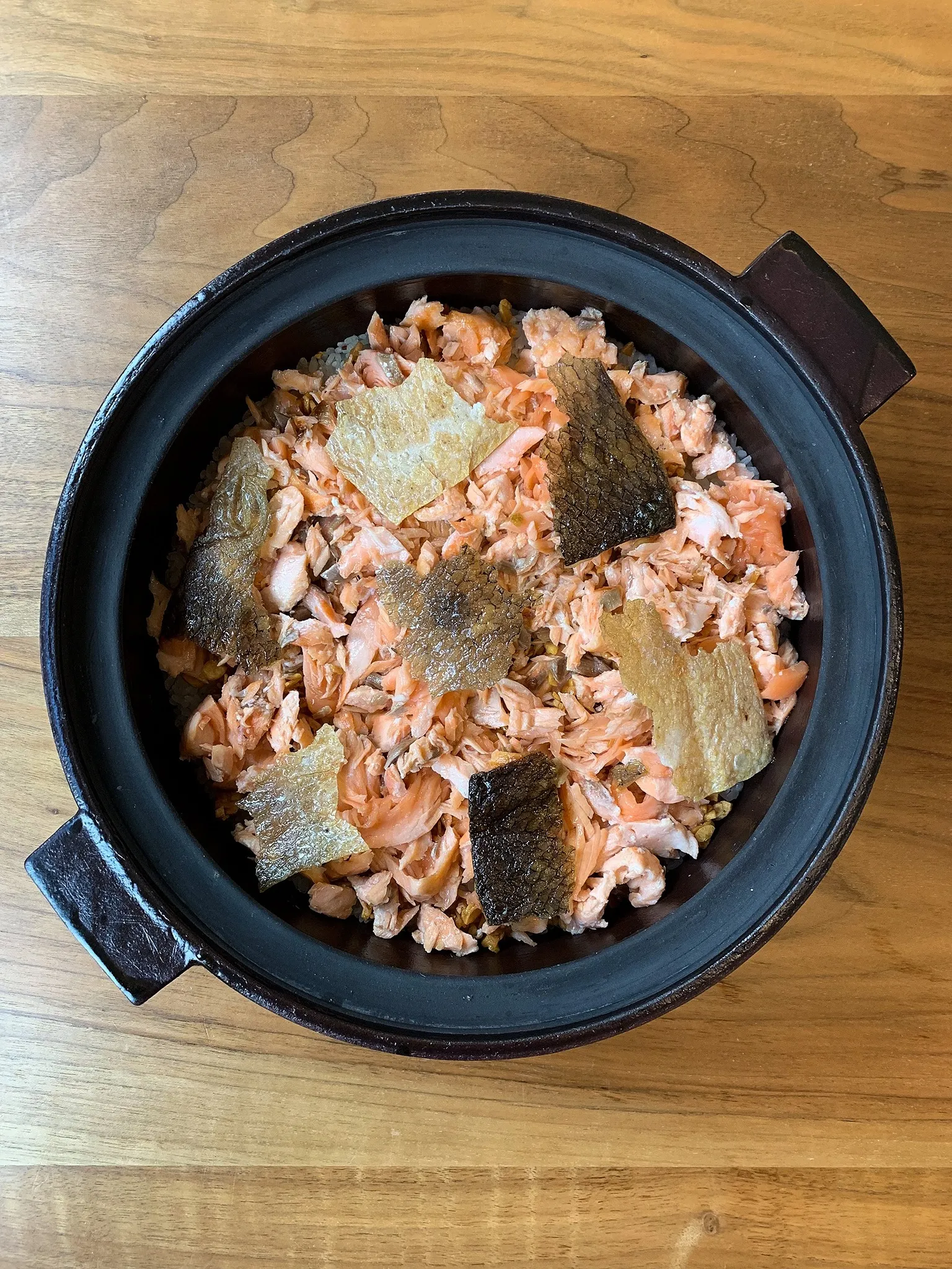Garlic Salmon Rice 蒜香鮭魚飯
